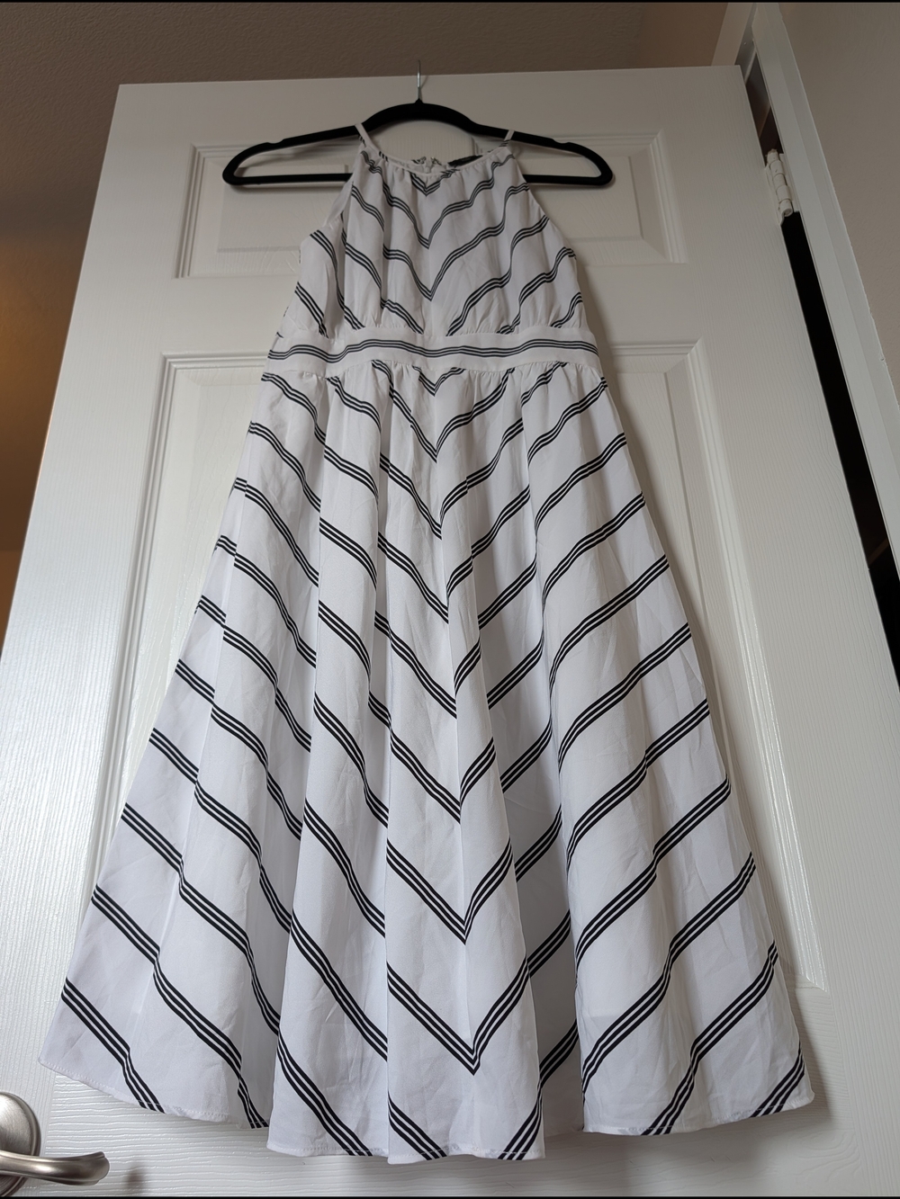 Ann Taylor Women's White Dress with Navy Blue Stripes Size 0P